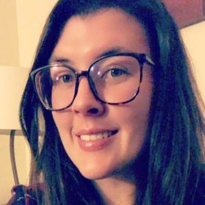 Meet your Posher, Leigh-ann